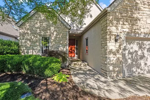 9978 Lavenham Cir W, Powell, OH 43065