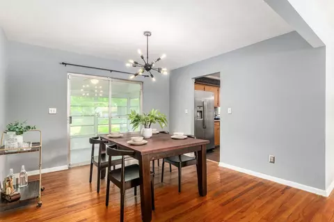Dining - 1417 Devonhurst Dr, Columbus, OH 43232 photo 1 of 3