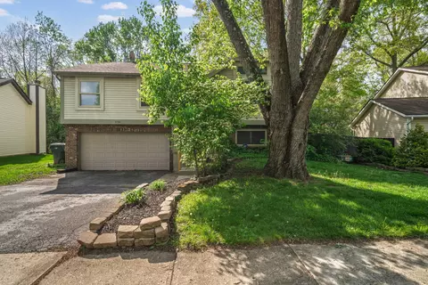3736 Dolomite Dr, Columbus, OH 43230