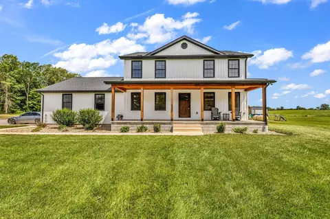 6445 Sycamore Rd, Centerburg, OH 43011