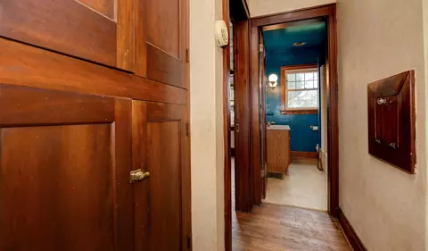 Entry Way - 486 E Tulane Rd, Columbus, OH 43202 photo 3 of 3