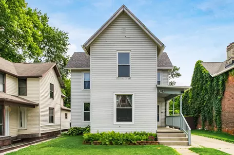 112 Dewey Ave, Newark, OH 43055