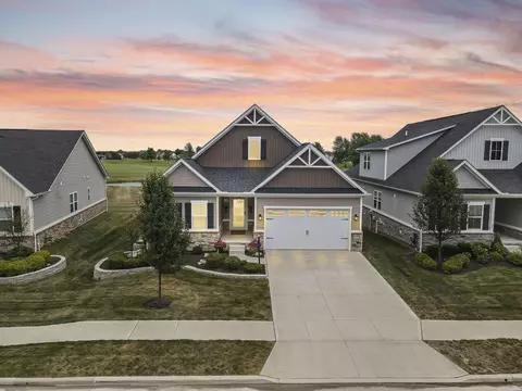 137 Buttonbush Pl, Etna, OH 43062