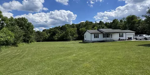 18750 Griffith Rd, Logan, OH 43138