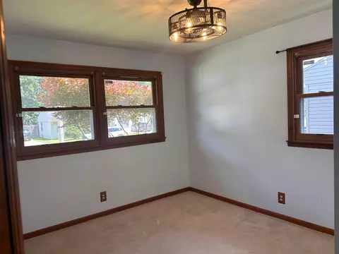 Bedroom - 233 Florence Ave, Jackson, OH 45640 photo 2 of 3