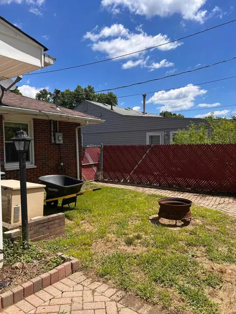 Exterior - 233 Florence Ave, Jackson, OH 45640 photo 6 of 10