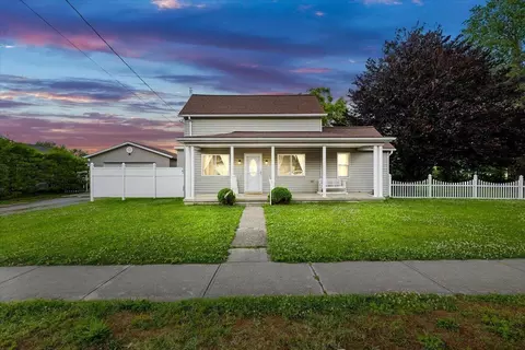 310 Clifton Rd, South Charleston, OH 45368