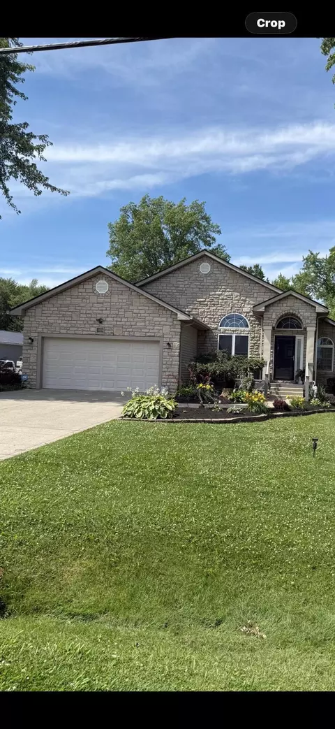 3924 N Bank Rd NE, Millersport, OH 43046