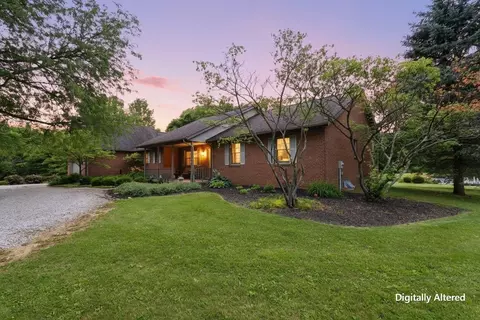 1525 Cole Rd, Columbus, OH 43228