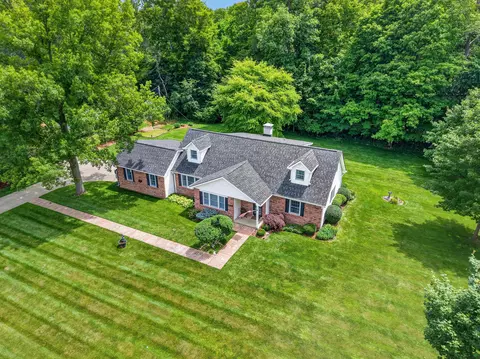 18 Eastlake Rd, Reynoldsburg, OH 43068