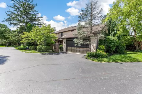141 Flores Pl, Columbus, OH 43213