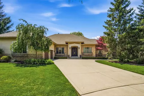 7843 Windy Hill Ct, Dublin, OH 43016