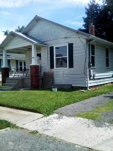 468 Uncapher Ave, Marion, OH 43302