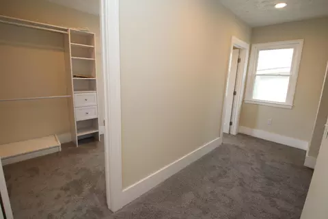 Entry Way - 711 Berkeley Rd, Columbus, OH 43205 photo 2 of 2