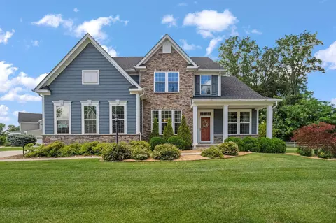 8310 Woodland Creek Ct, Blacklick, OH 43004