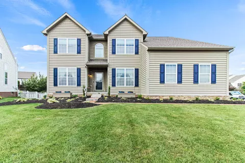 1356 Scotsman Dr, Grove City, OH 43123