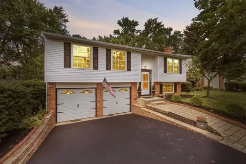 2230 Summit View Rd, Powell, OH 43065