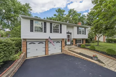 Exterior - 2230 Summit View Rd, Powell, OH 43065 photo 2 of 8