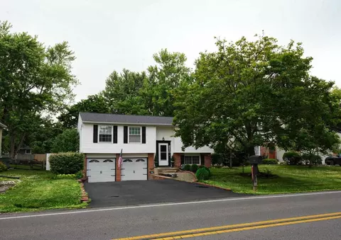 2230 Summit View Rd, Powell, OH 43065