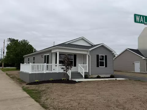 1330 Walnut St, Fostoria, OH 44830