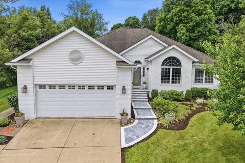53 Woodlake Trl, Mount Vernon, OH 43050