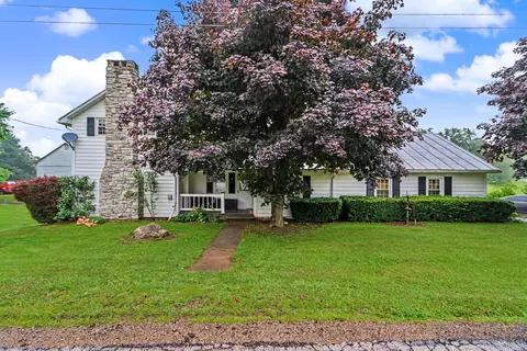 2444 Kings Corners Rd E, Mansfield, OH 44904
