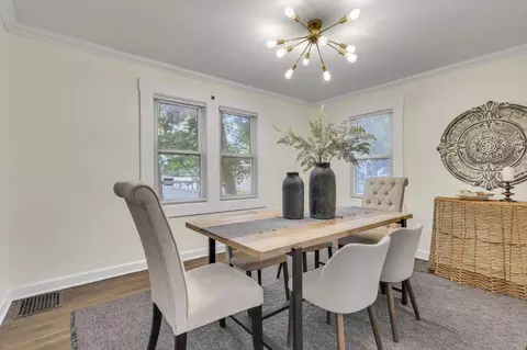 Dining - 174 E Morrill Ave, Columbus, OH 43207 photo 1 of 2