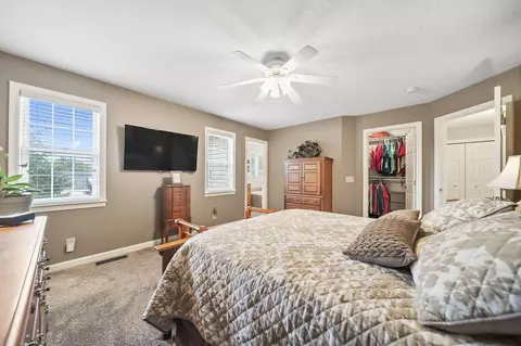 Bedroom - 1506 Eagle Pass Dr, Marion, OH 43302 photo 3 of 11