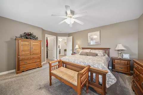 Bedroom - 1506 Eagle Pass Dr, Marion, OH 43302 photo 2 of 11