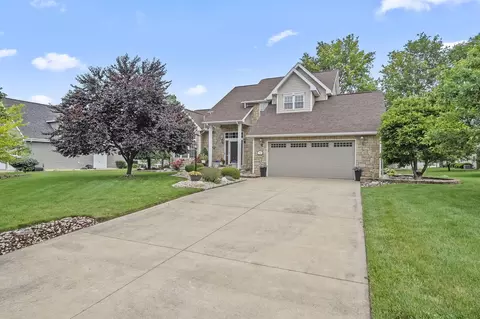 Exterior - 1506 Eagle Pass Dr, Marion, OH 43302 photo 4 of 13