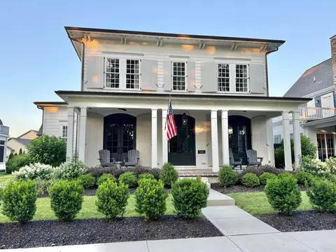 5565 Evans Farm Dr, Lewis Center, OH 43035