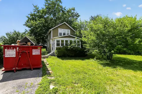 1621 Zettler Rd, Columbus, OH 43227