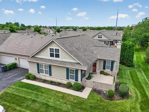 4227 Waterside Pl #7, Grove City, OH 43123