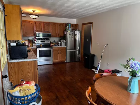 Kitchen - 204 Cedar Heights Rd, Circleville, OH 43113 photo 5 of 6