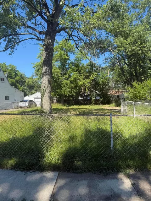 2035 Jermain Dr, Columbus, OH 43219