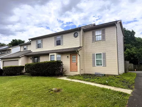 1693-1695 Watertower Dr, Columbus, OH 43235