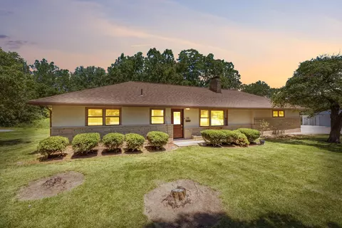 424 W Main St, West Jefferson, OH 43162