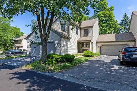 1068 Cypress Ln #12-3, Columbus, OH 43230