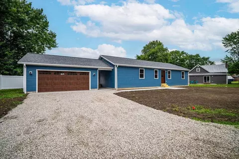 131 Flint St, Cardington, OH 43315