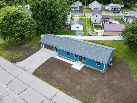 131 Flint St, Cardington, OH 43315