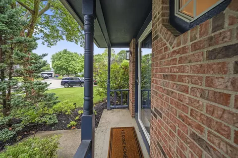 Exterior - 2460 Cornwall Ct, Powell, OH 43065 photo 6 of 21