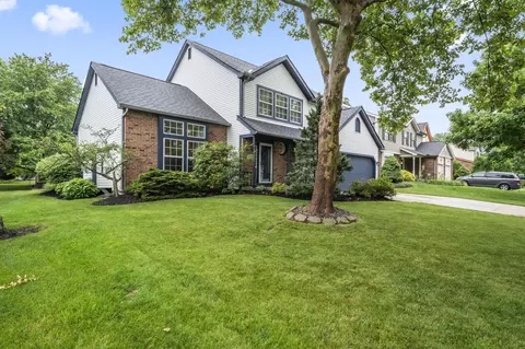 Exterior - 2460 Cornwall Ct, Powell, OH 43065 photo 2 of 21