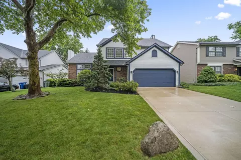 Exterior - 2460 Cornwall Ct, Powell, OH 43065 photo 4 of 21