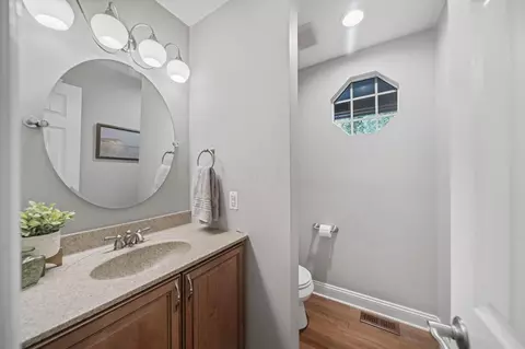 Bath - 2460 Cornwall Ct, Powell, OH 43065 photo 1 of 9