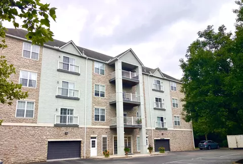 2245 Riverside Dr #403, Columbus, OH 43221