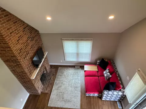 Living - 357 Saint Andrews Dr, Dublin, OH 43017 photo 4 of 4