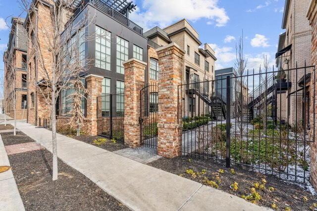 84 Normandy Ave #G52, Columbus, OH 43215