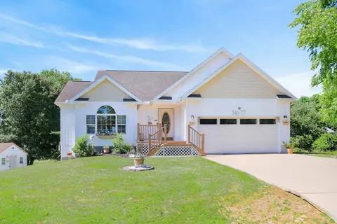 77 Grandway Ct, Howard, OH 43028