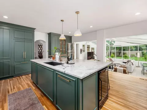Kitchen - 2674 E Broad St, Bexley, OH 43209 photo 4 of 6
