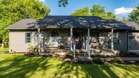 9294 State Route 207 NE, Mount Sterling, OH 43143